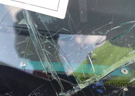 1997 Honda Cr-V from USA, damaged, VIN JHLRD1858VC036013